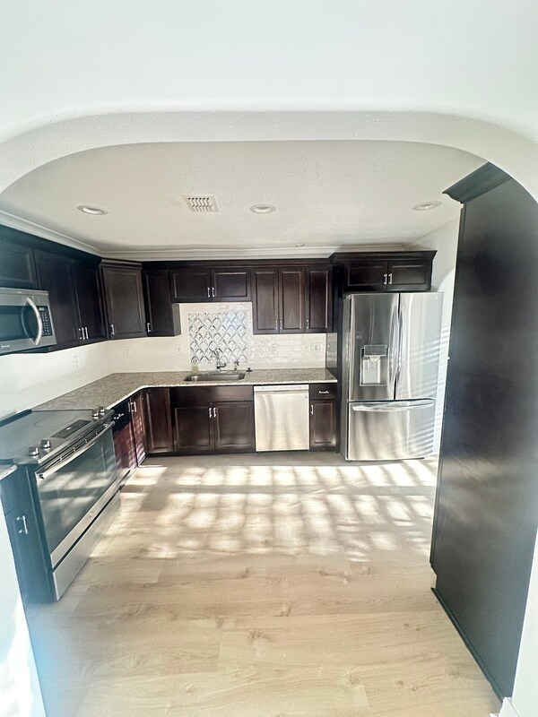 Photo - 5119 Old Cheney Hwy House