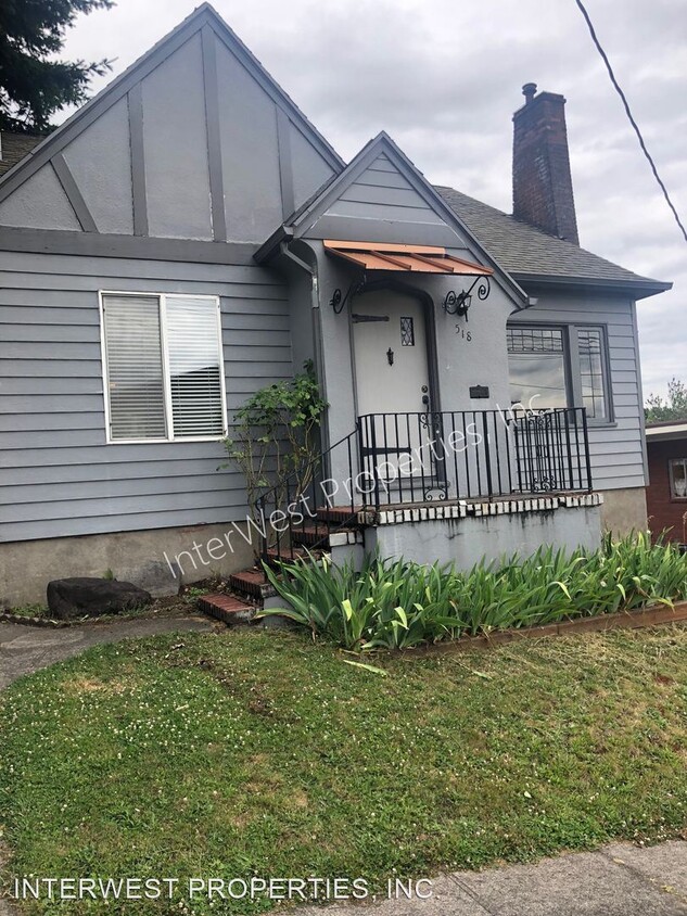 Primary Photo - 3 br, 1 bath House - 518 NE EVERETT ST