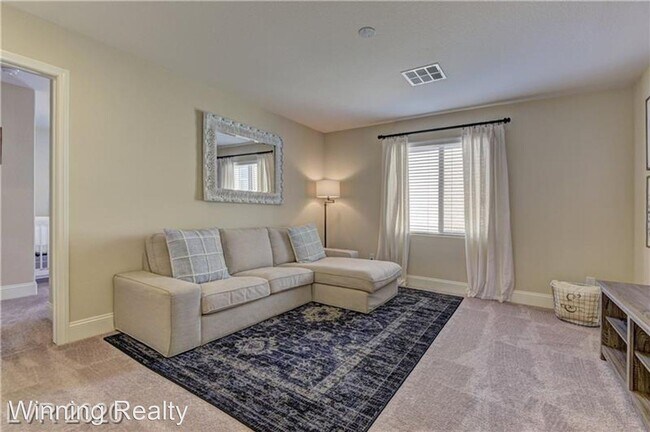 Building Photo - 4 br, 3.5 bath House - 6713 Dome Rock St