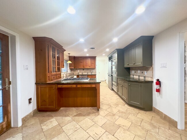 Foto del edificio - 1 High Acres Dr