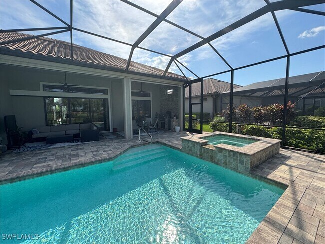 Foto del edificio - 9262 Rialto Ln