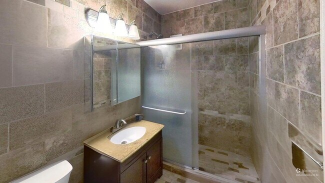 Foto del edificio - 3701 Connecticut Ave NW