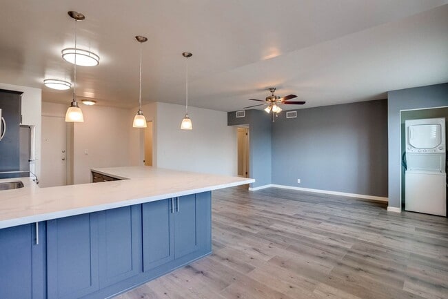 Interior Photo - Apartment Complex Near SoFi Stadium with P...