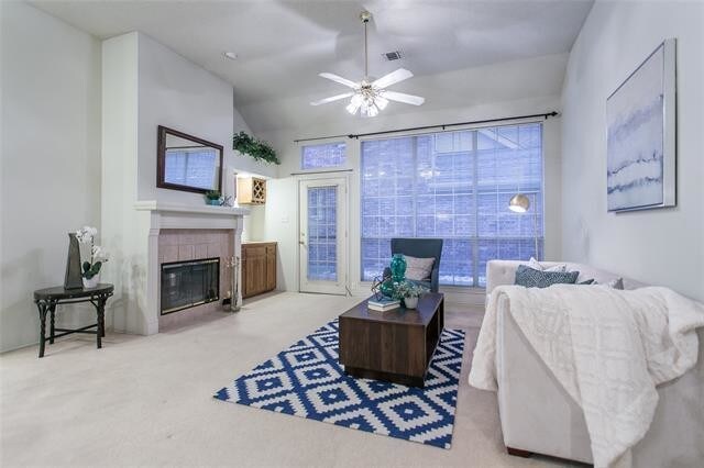 Foto del edificio - 2978 Crystal Springs Ln