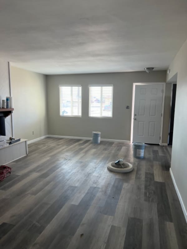 Building Photo - 2400 Ripple Dr