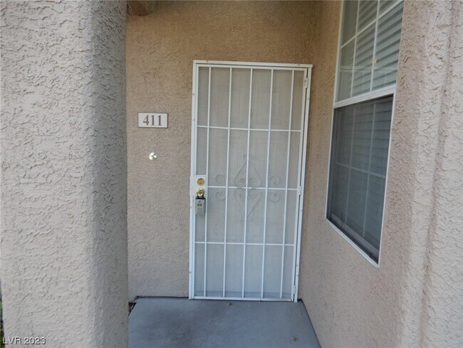 Building Photo - 75 N Valle Verde Dr