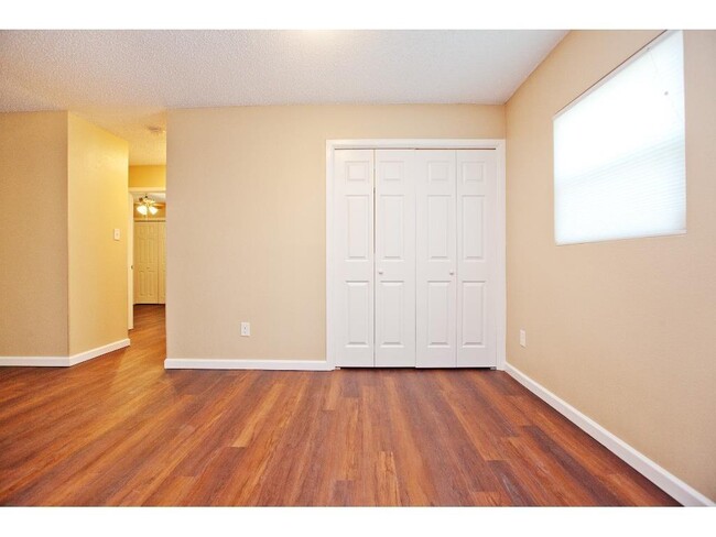 Building Photo - 4903 Merritt Dr