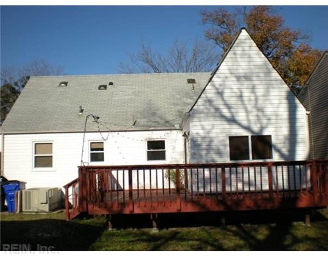 Building Photo - 423 Connecticut Ave