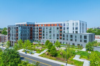 Building Photo - Hew at 1515