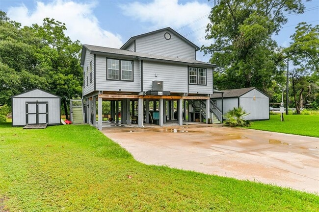 Building Photo - 7806 Burgess Rd