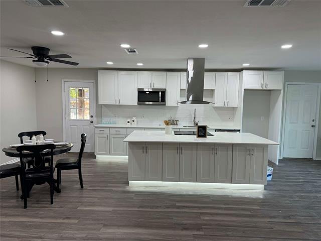 Foto del edificio - 9876 Kathy Lynn Pl