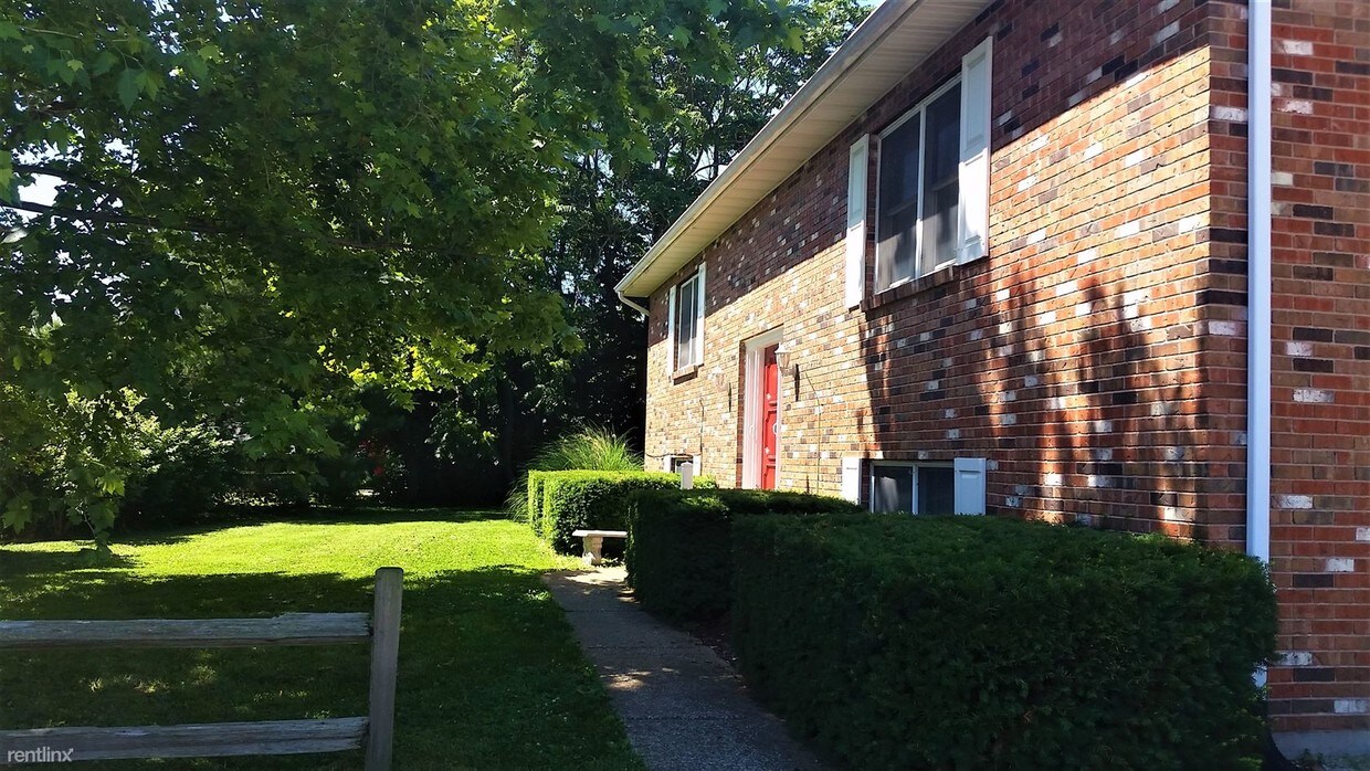 12 W Mill St Unit Apt 3, Millstadt, IL 62260 Condo for Rent in