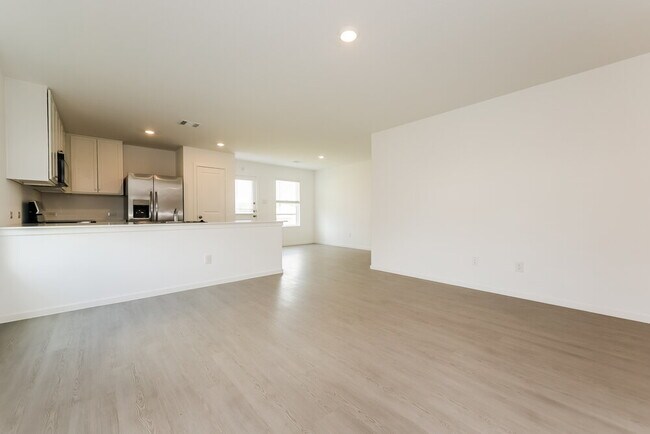 Foto del edificio - 16118 Hatton Dr