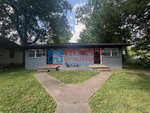 Building Photo - 1420 Taylor Ave