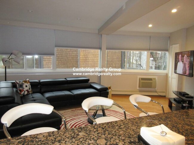 Foto del edificio - 516 Green St
