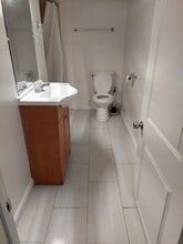 Building Photo - 412 Bissell Ave