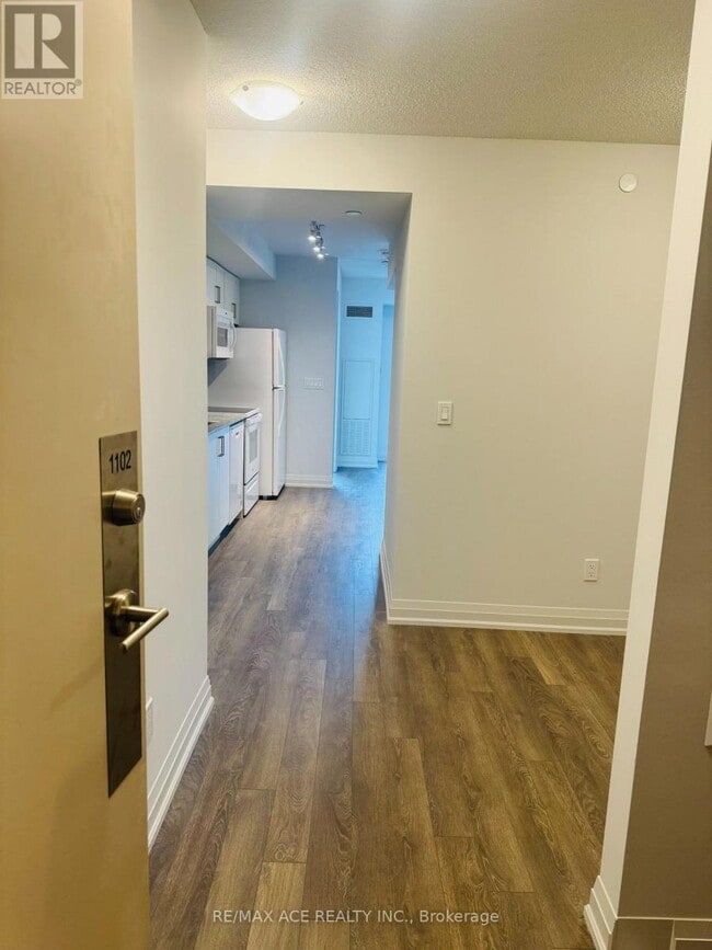 Building Photo - 20 Meadowglen Pl