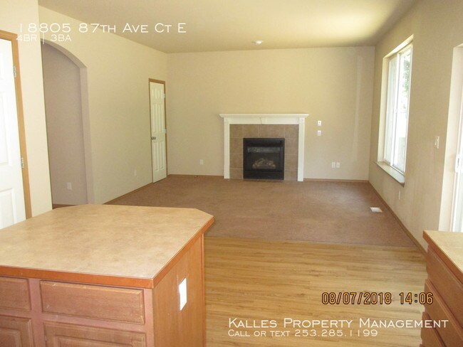 Foto del edificio - 18805 87th Ave Ct E