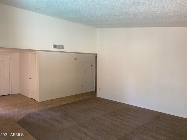 Foto del edificio - 13243 North 47th Pl