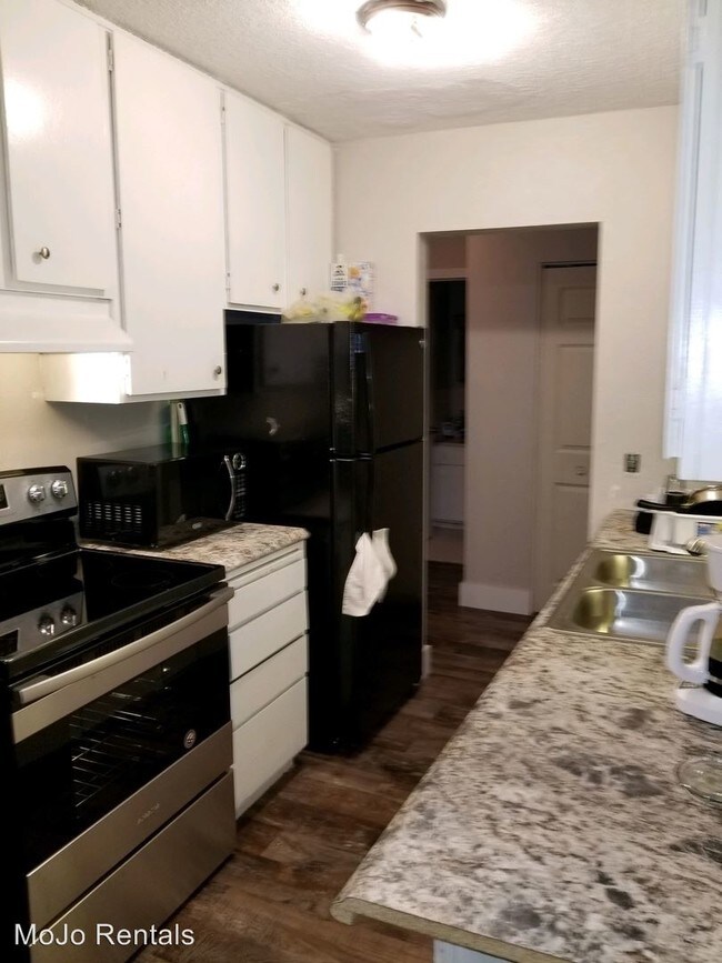 Foto del edificio - 615 Hall Ave