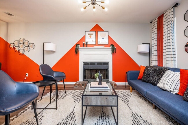 Building Photo - 1277 Sweet Pine Dr