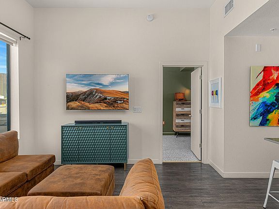 Foto del edificio - 1130 N 2nd St