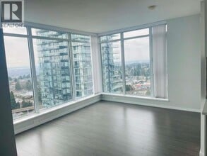 Building Photo - 6700-6700 Dunblane Ave