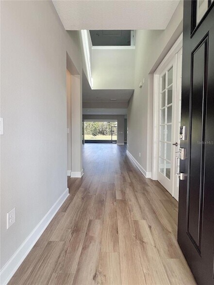 Foto del edificio - 12893 Harvest Rain Ave