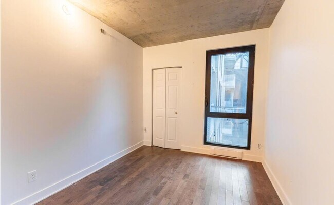 Photo du bâtiment - 1414 Rue Chomedey