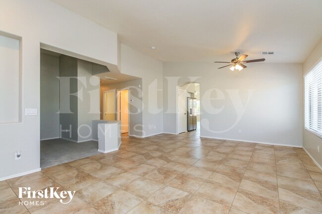 Building Photo - 2647 W Canyon Way