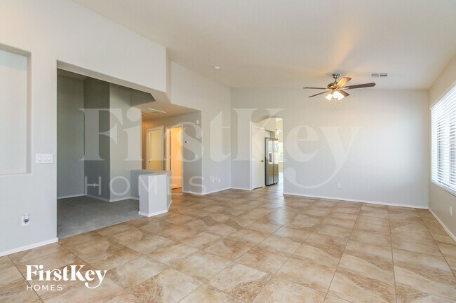 Foto del edificio - 2647 W Canyon Way