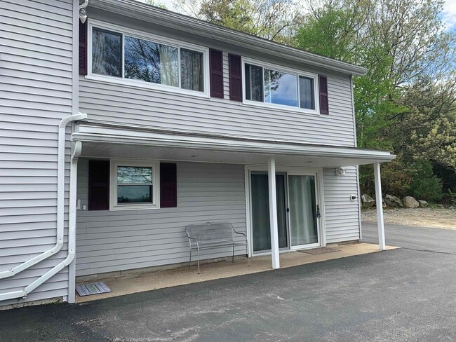 Building Photo - 299 Corning Rd