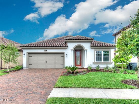 Lakeside at Town Center Apartments for Rent with a Yard - Ponte Vedra ...