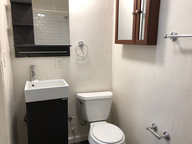 Foto del edificio - 909 56th St