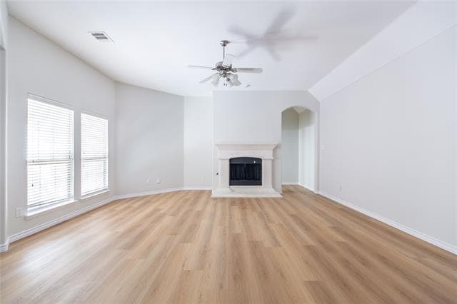 Foto del edificio - 5708 Silver Buckle Dr