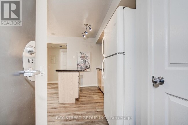 Building Photo - 30 Harrison Garden Blvd