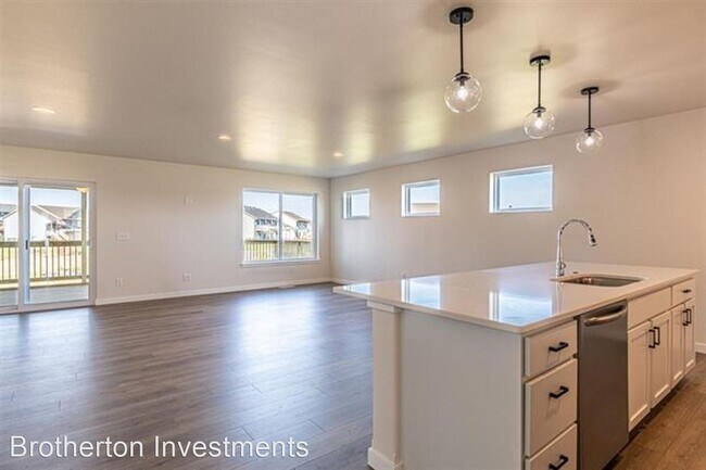 Building Photo - 3 br, 2 bath House - 1128 Dahnovan Dr