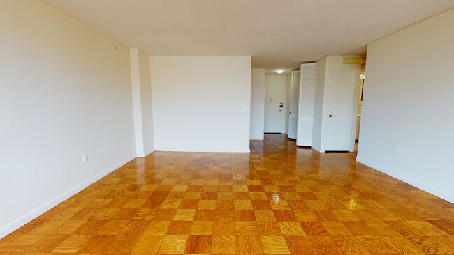 Foto del edificio - 10 Monmouth Ct