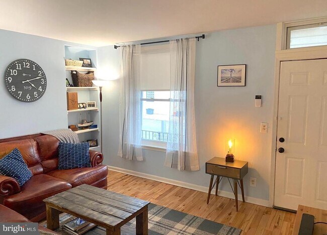 Foto del edificio - 4412 Mitchell St