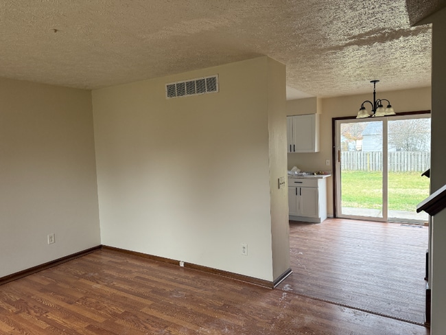 Building Photo - 5418 Laporte Dr