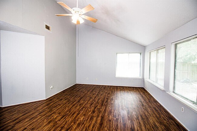 Building Photo - 12703 Copper Mill Dr