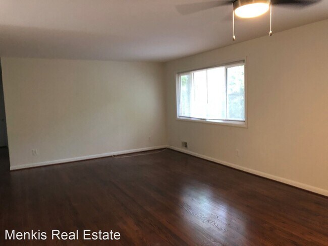 Building Photo - 4 br, 2.5 bath House - 9713 Hedin Dr