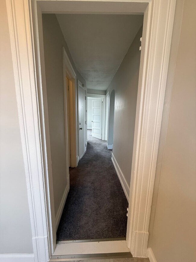 Foto del edificio - 2 Bed 1 Bath in Swissvale!