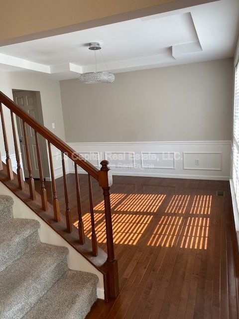 Building Photo - 2852 Fairway Dr