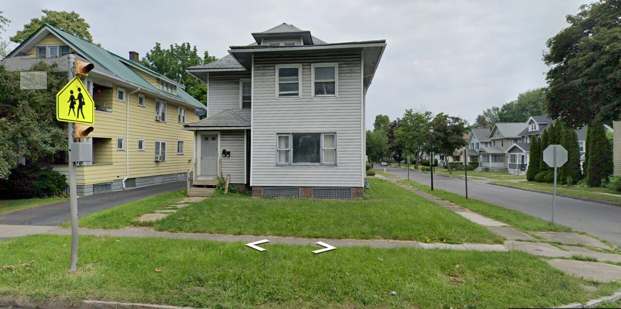 Primary Photo - 340 Brooks Ave