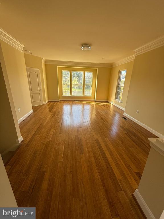 Building Photo - 23624 Overlook Park Dr