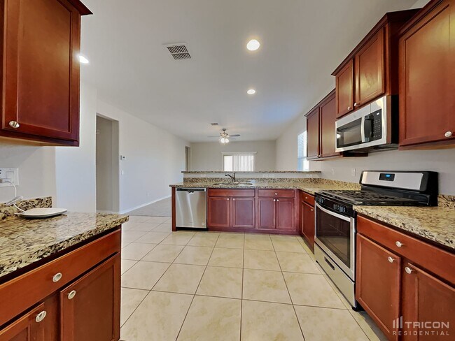 Building Photo - 40209 W Walker Wy