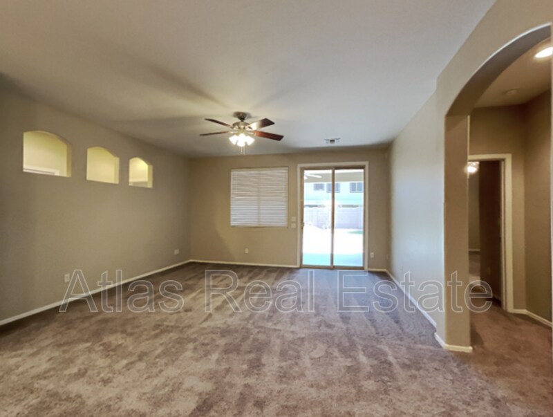 Primary Photo - 42563 W Avella Dr