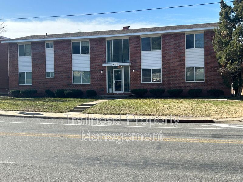 Primary Photo - 8309 Lowell Ave