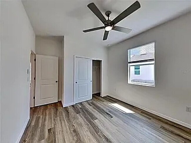 Foto del edificio - 25126 Alcazar Dr